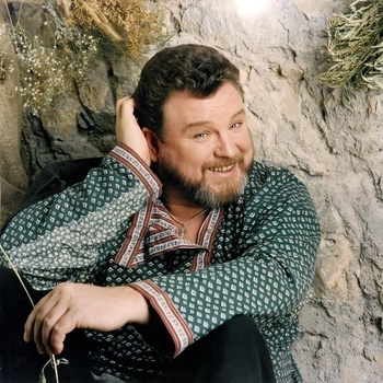 Михаил Евдокимов - Отец (Актёр и Песня 2002)