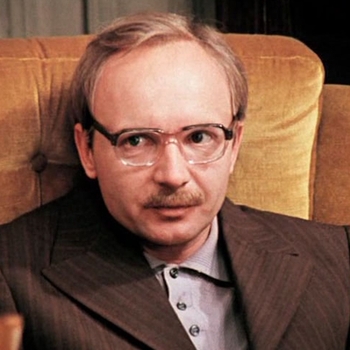 Андрей Мягков и Валентина Талызина - Баллада о прокуренном вагоне