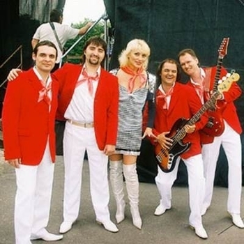 ВИА Здравствуй, песня! - Где же ты была (музыка из сериала Восьмидесятые)