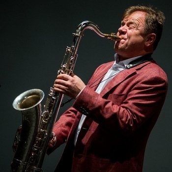 Игорь Бутман - Колыбельная (Музыка из мультфильма "По следам бременских музыкантов") (Magic Land 2007)