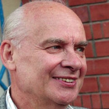 Николай Добронравов и Александра Пахмутова - В песнях останемся мы