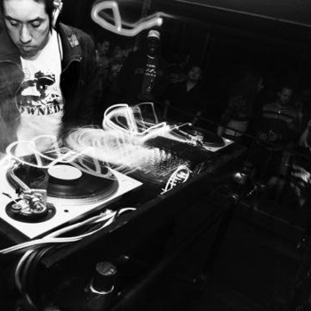 6blocc - Chicken Tetrazinni (Trapped In 808s Remix)