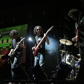 Артист 8 Bit Instrumental