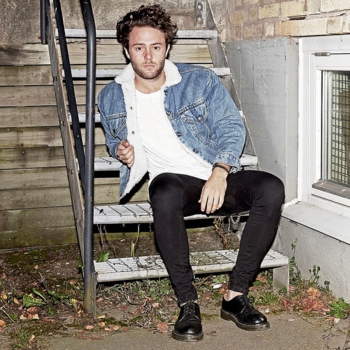 Aronchupa - I'm An Albatraoz (Radio Edit)