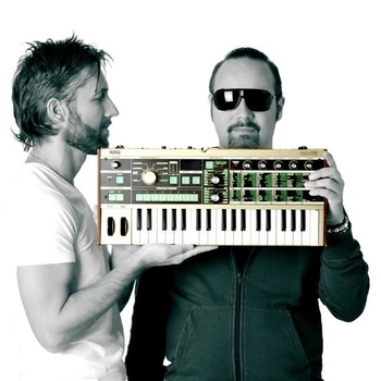 Babylonia - Love is Healing