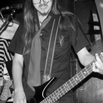 Артист Between August and December