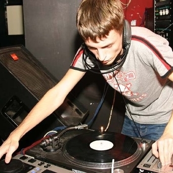 Bes & Meret - Free Bloxberg Remix (Juno Bonus Track)