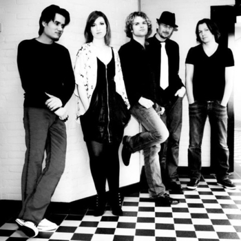 Bloomfield - Love Me Please Love Me