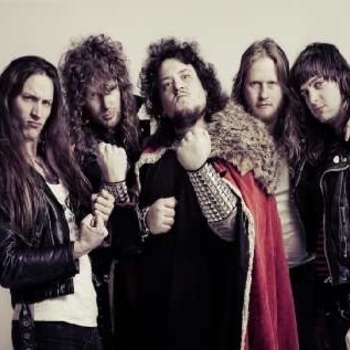 ~*~Bullet~*~ - Jingle Bells (Rock version)