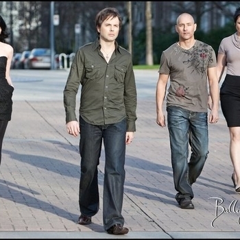 Balligomingo - New Favorite Things (Featuring Lucy Woodward) (Саундтрек из сериала "Зачарованные / Charmed") (Сезон 6)