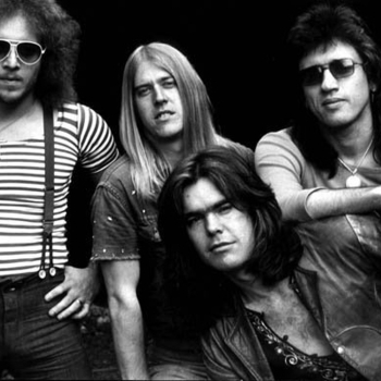 Buffalo - Battle Torn Heroes