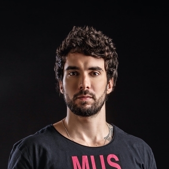 Beowulf, Bright Sparks, Diskover, Tribbs - Bedroom