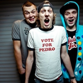 Bubble Gum - Потасовка в баре