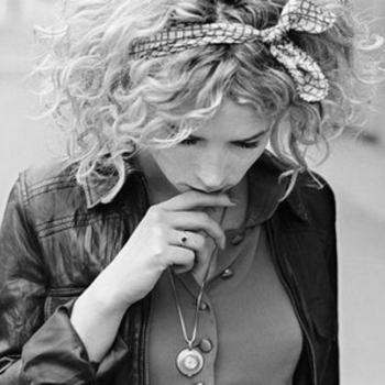 Beth Rowley - You've Got Me Wrapped Around Your Little Finger