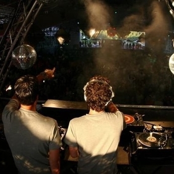 Builder - devils doll