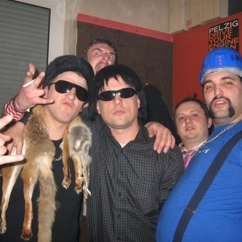 Brkovi - Više ni pankeri ne slušaju punk