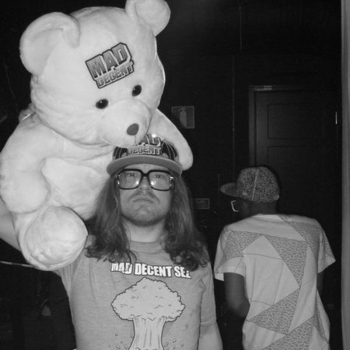 Boy 8-Bit - B1 Devil's Gun - Gold Dust (Boy 8-Bit Remix)