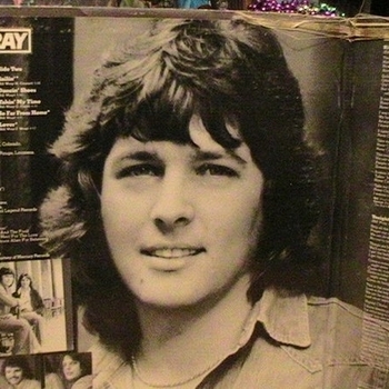 Bill Wray - (You're A) Heartbreaker