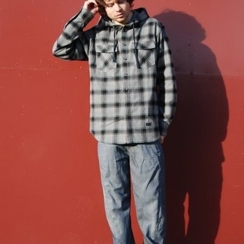 Kab Driver - Batteria (Feat. Boxcutter & Brian Greene)