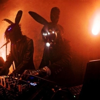 BlackBurner - Hotel Bitches