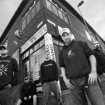 Barcode - Gonna Get A Moving