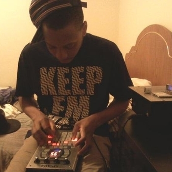 Benny B. Blonco - Larry Love Theme