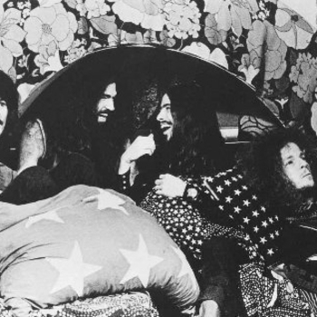 Bubble Puppy - Hot Smoke and Sasafrass