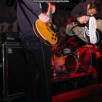 Brothers In Arms - Never Surrender