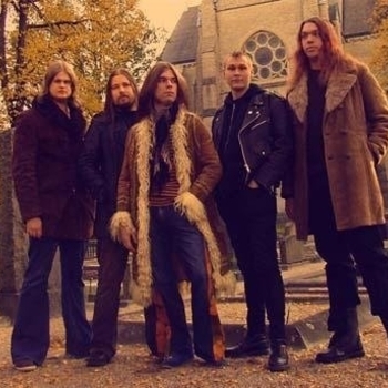 Burning Saviours - Pondhilllow's Finest