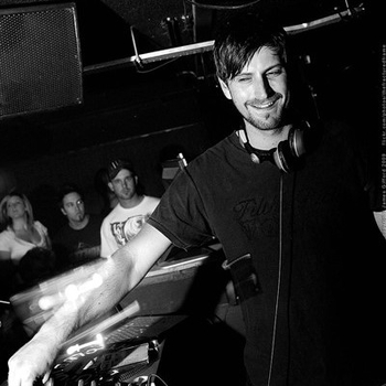 Black & Blunt - Wandering Strangers feat. Sam Perry, Mc Coppa (Phetsta Remix)