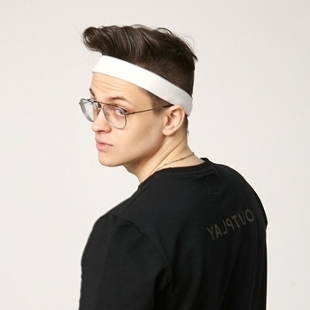 Buster - Восемнадцать