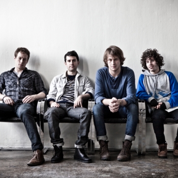 Bravestation - 13th Floor