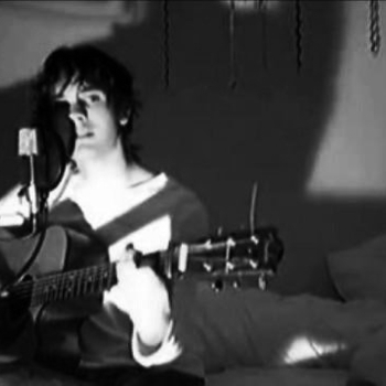 Blue Skies - Dead Leaves and the Dirty Ground (White Stripes)