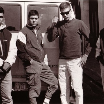 Bold - Heeriin Salhitai Ayalguu