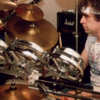 BunChakeze - Long Distance Runner