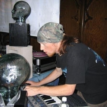 Ben Rama - Rooftop Hopping  (Trilingo Remix)