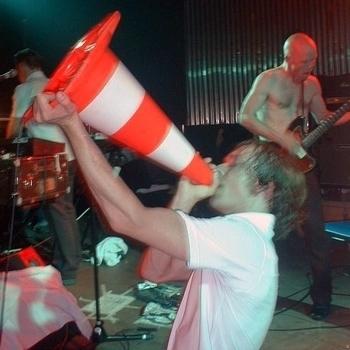 bob hund - Ner På Jorden