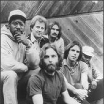 Bobby & The Midnites - Far Away