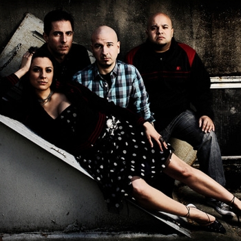 Charetta - I'm Not Your Bitch