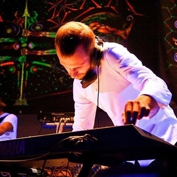 Chronos & C.J. Catalizer - Across the Universe (album edit 2009)