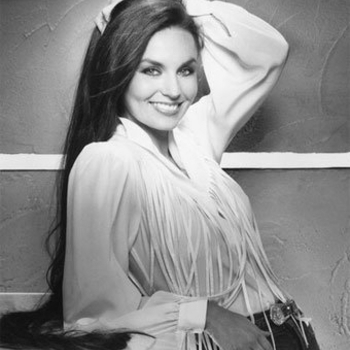 Crystal Gayle - Talking In Your Sleep