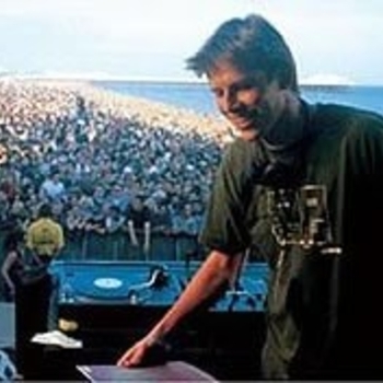 Caia - Bins & Needles