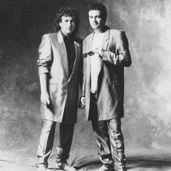 Cry No More - II D Extreme