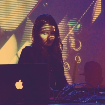 Chloe Martini - Faking It (feat. Vanessa White)