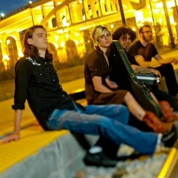 Christine - Drama (feat. T La Rock)