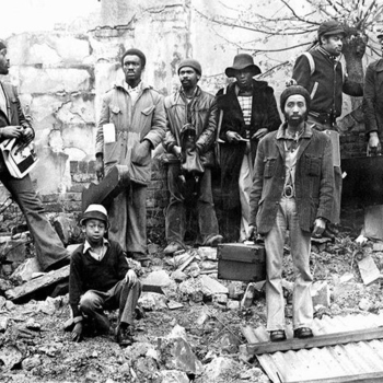 Cymande - Dove [s02ep08] (саундтрек из сериала "Мистер Робот" / "Mr. Robot")