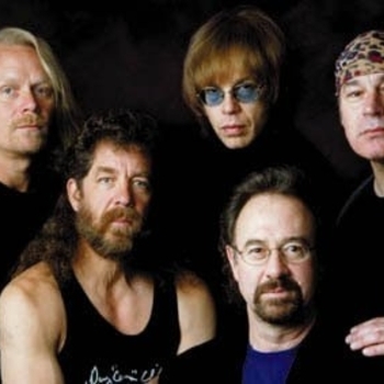 Creedence Clearwater Revisited - Green River