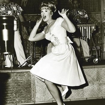 Connie Stevens - May You Never Be Alone (1962)