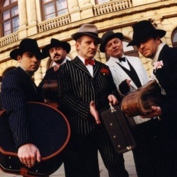 Čechomor - Chlumecky zamek