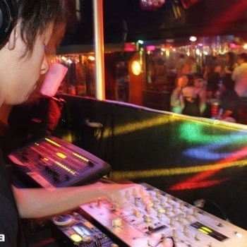 Chris Schweizer & Tomas Heredia - Darksiders